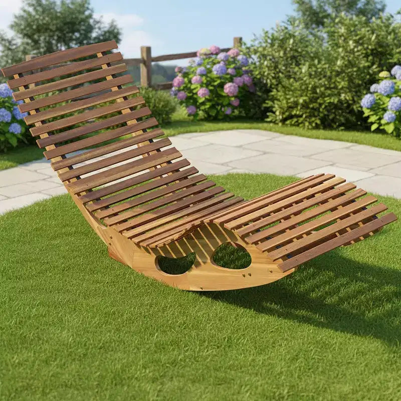 Chaise longue d'extérieur à dossier haut avec assise à lattes