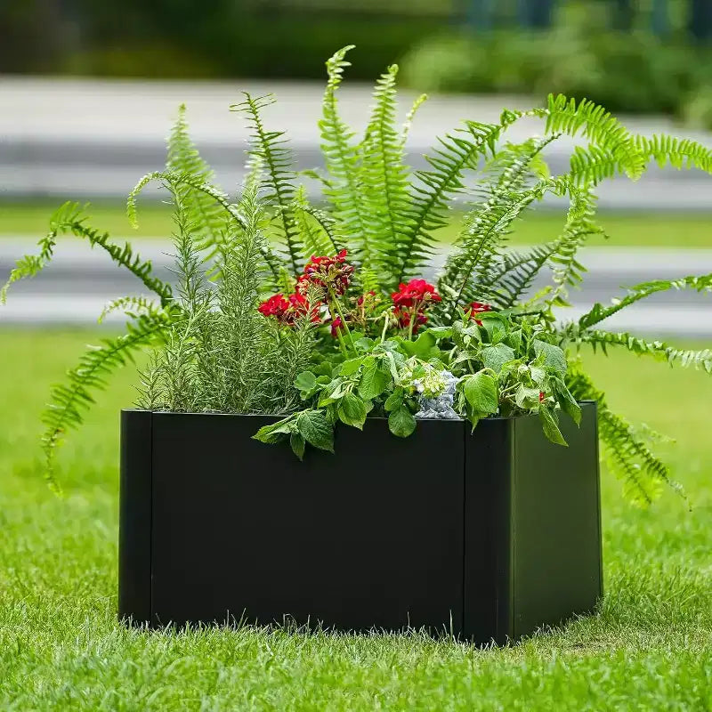 Jardinière en métal surélevée en acier robuste