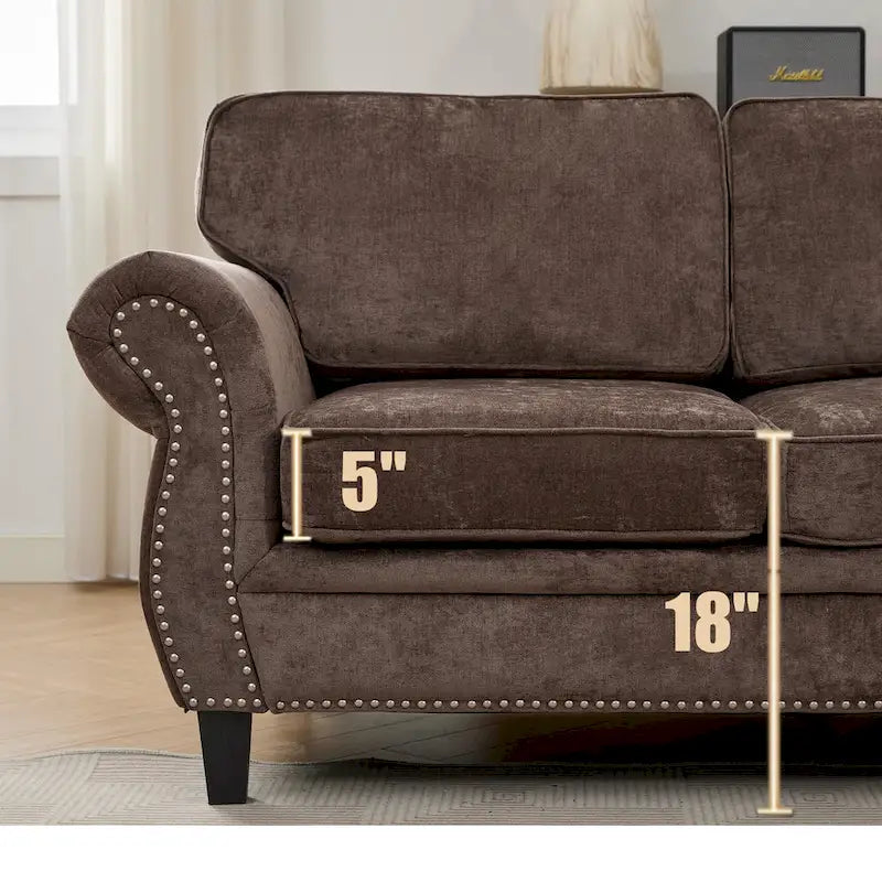 Canapé d'angle 6 places en chenille avec accoudoirs roulés décorés de rivets